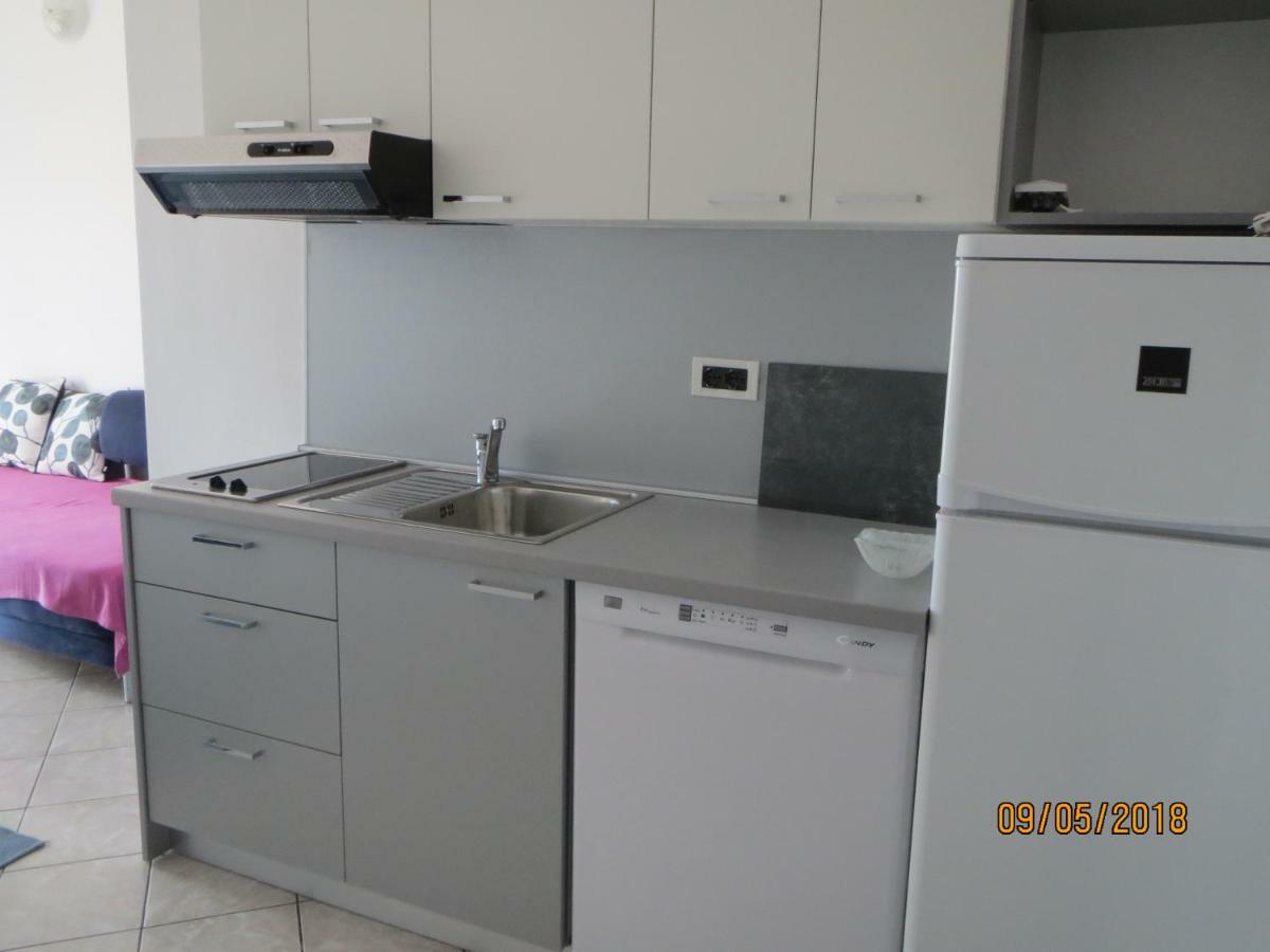 Apartments Jann Krk Town Exterior photo